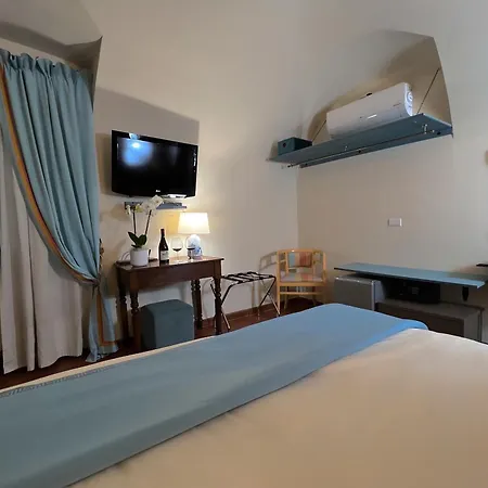 招待所 Dimora Conte Cavour 4*