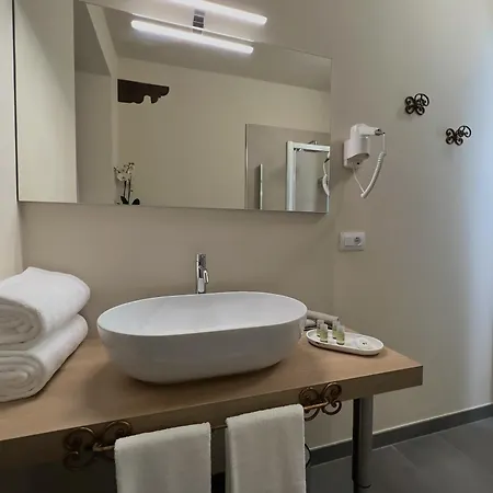 Dimora Conte Cavour 招待所 韦尔切利