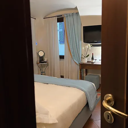 Dimora Conte Cavour 4*